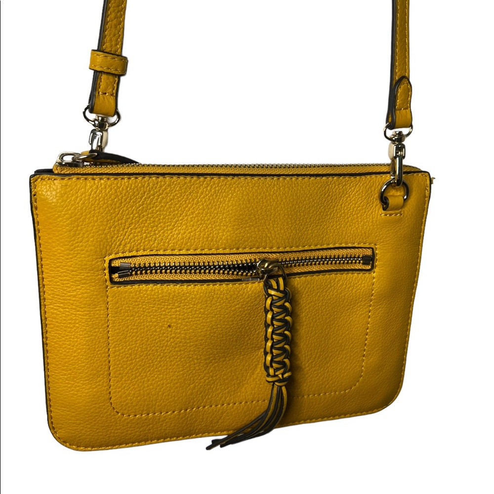 Vince Camuto mustard crossbody purse bag